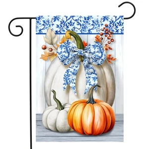 Briarwood Lane Blue and White Pumpkins Garden Flag - Bild 1 von 4
