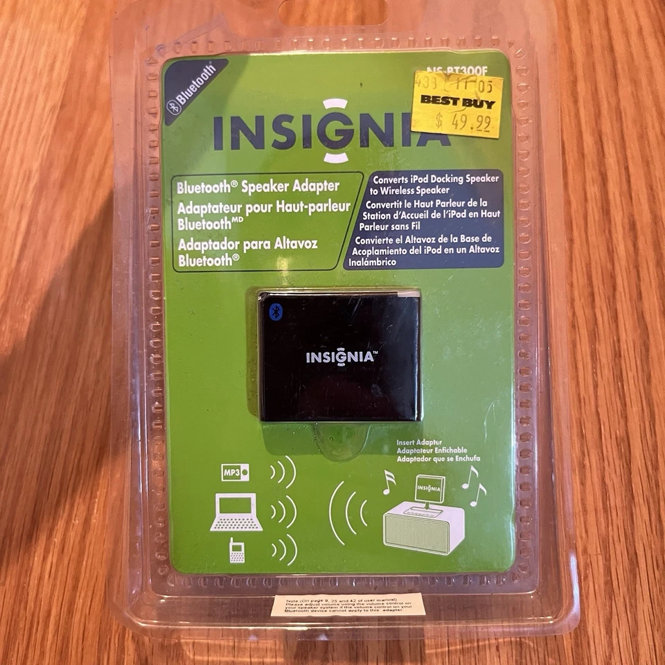 Insignia NS-BT300F Bluetooth Speaker Adapter iPod Docking Black NIB -MSRP $49.99 - Image 1 of 2