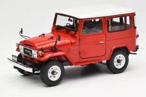 08971R Toyota Land Cruiser 40 Van Red Kyosho 1/18 - Foto 1 di 8
