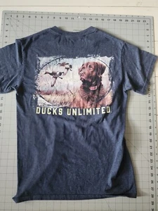 Ducks Unlimited Men’s Shirt Med Retriever Duck Marsh Graphic Print Short Sleeve - Picture 1 of 2