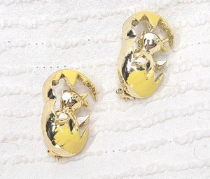Vtg 60s Hatching Chick Pin Pair Enamel Scatter Brooch Retro Chicken Animal Gift - Picture 1 of 10