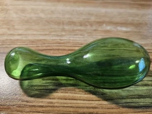 CALCETÍN DE VIDRIO DE COLECCIÓN HUEVO OSCURO, ANTIGUO 5" HERRAMIENTA DE COSTURA DE VIDRIO VERDE - Imagen 1 de 3