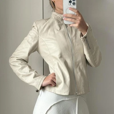Cream 100% Italian vintage leather jacket with zip-up.  - Image 1 of 4