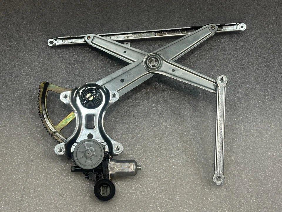 Регулятор окна передней двери левый для Lexus GX470 03–05 годов выпуска с двигателем - Изображение 1 из 3