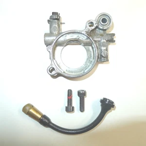 Kit de bomba de aceite OEM Husqvarna, 1 orificio de montaje, reconstruido, 372 371 365, #503521301 - Imagen 1 de 2