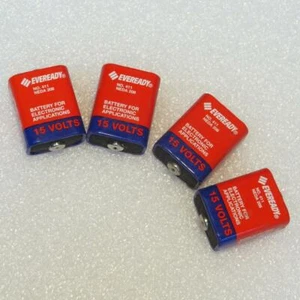 Eveready 411 15 Volt Radio Photo Battery LOT OF 4 Red/Blue Vintage NOT WORKING - Picture 1 of 4