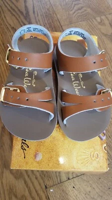 Nuevas sandalias de agua salada Sun-San, a prueba de agua estilo Sea Wee, bronceado, infantil 2, nuevas con etiquetas Foto 1 de 2