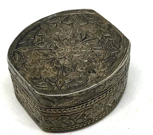 Vintage Silver engraved  Jewelry ,Trinket Box Case#181 - Picture 1 of 10