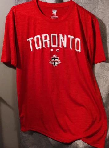 MLS Toronto  F C Red  Women's Size Lg Tshirt Cover