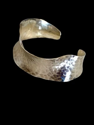 Hammered 925 Silver Bracelet Wave Bone Cuff Raised Wrist Mexico Modernist Boho - Image 1 of 4