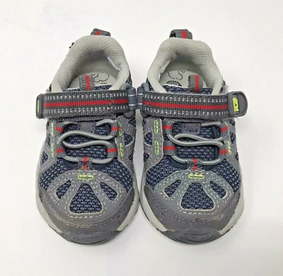 Stride Rite Made 2 Play 婴儿 Ian 运动鞋 4 码灰色红色钩环皮革  — 第 1/4 张图片