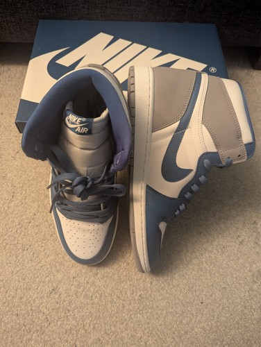 Jordan 1 Retro High OG True Blue 2023 taglia UK 10