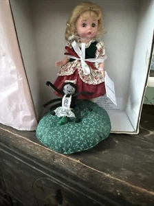 Madame Alexander LITTLE MISS MUFFET 8" Wendy Puppe mit SPINNE & TUFFET #38790 - Bild 1 von 4