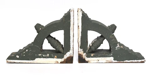 VINTAGE WOOD GREEN CORBEL GABLE BRACKETS SUPPORTS BRACES  ARCHITECTURAL SALVAGE Cover