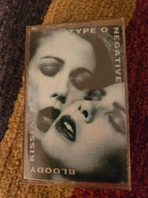 Type O Negative Bloody Kisses Gothic Rock Metal Cassette Tape 1993 Roadrunner Foto 1 de 3