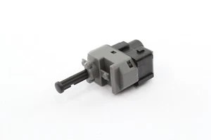 BRAKE STOP LAMP SWITCH FOR FORD COUGAR SW SX 2.5L V6 10/1999 - 2/2003 - Picture 1 of 9