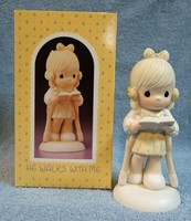 Precious Moments Figurine He Walks With Me 1987 #107999 Mint in Box