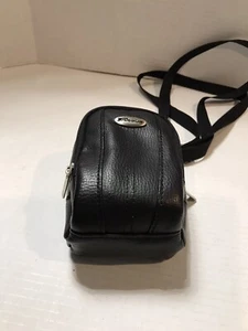 TARGUS 7" Camera Bag and Zippered Compartments Belt loop . - Picture 1 of 5