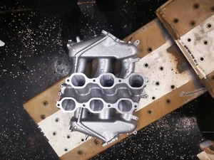 Nissan GTR R35 Upper Intake & Lower Manifold Plenum Ported & Gasket Match - Picture 1 of 19