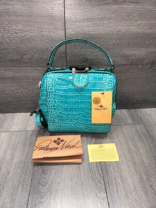 Borsa Patricia Nash in pelle di coccodrillo goffrata Nela struttura nord/sud verde - Foto 1 di 9