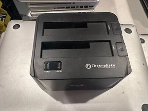 Thermaltake BlacX Duet 2.5" 3.5" SATA Hard Drive Dock ST0014U - Picture 1 of 5