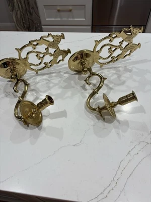 Juego de 2 apliques de pared Virginia Metalcrafters latón león candelabros cónicos Foto 1 de 4