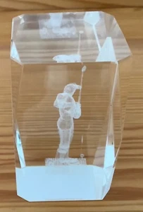 Glas Golf Trophäe/ Briefbeschwerer Laser geätzt mit Golfer.  - Bild 1 von 4