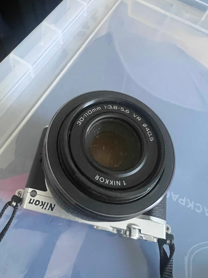 Objetivo Nikon 1 Nikkor 30-110 mm f/3,8-5,6 para Nikon 1 J1 J2 J3 J4 J5 V1 V2 V3 S1 - Imagen 1 de 1
