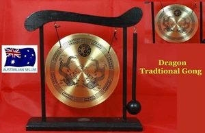 CHINESE DINNER & DECORATIVE DRAGON BRASS GONG & WOODEN STAND & HAMMER W28 - Picture 1 of 6