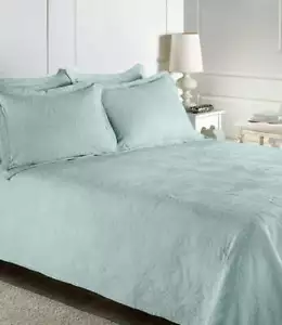 Embossed Floral Pique Design Bedspread Duck Egg 220cm x 270cm 100% Cotton - Picture 1 of 1