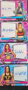 2021 WWE Women’s Division signed booklet Shayna Baszler Dakota Kai Yim Duke /25 - Picture 1 of 4