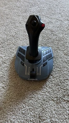 Joystick Thrustmaster Airbus Edition para PC y XBOX Foto 1 de 4