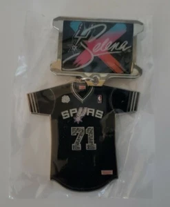 Selena Quintanilla San Antonio Spurs Fiesta NBA Medal New - Foto 1 di 3