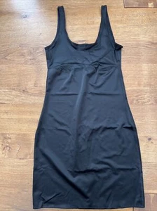 Ex-M & S Black Secret Slimming Medium Control Anti-Static Full Slip - BNWOT - 8 - Picture 1 of 3