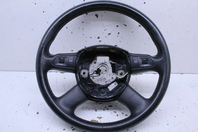 Volante Audi Q7 2007-2009 4 radios OEM usado Foto 1 de 4