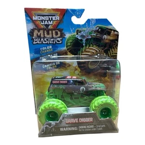 NEW MUD BLASTERS- Monster Jam Truck "GRAVE DIGGER" 1:64 - Picture 1 of 2