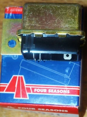 RELÉ DE AIRE ACONDICIONADO PARA DODGE D150 D250 RAMCHARGER MINI RAM DODGE VAN PLYMOUTH VOYAGER  Foto 1 de 4