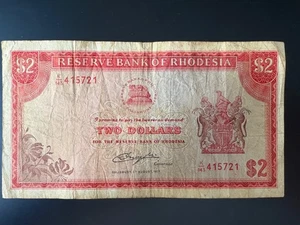 1977 Rhodesien 2 Dollar Banknote Nummer K/143 415721 27H - Bild 1 von 3