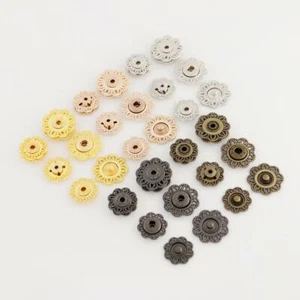 Lychee Flower Shaped Snap Buttons - Picture 1 of 1