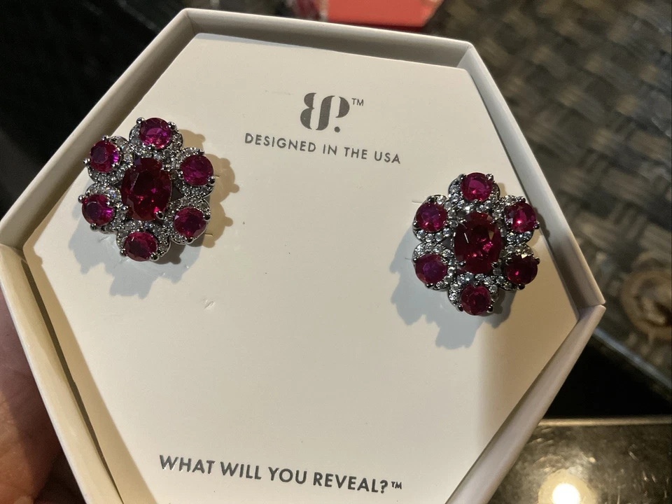 Bomb Party julho 2025 Forever In Bloom LC chapeamento de rubi em hematita ER81313 - Imagem 1 de 1