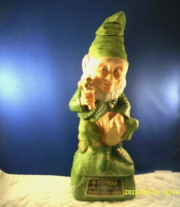 HOFFMAN LEPRECHAUN SHOE COBBLER WHISKEY DECANTER W MUSIC BOX  ( "GREENSLEEVES") - Picture 1 of 4