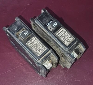Challenger C120 1 Pole 20 Amp Type C Circuit Breaker - Lot Of 2 - Used - Picture 1 of 2
