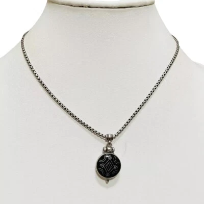 Collar Colgante Brighton Ónix Negro Tallado Reversible Amor Medallón Doble Cara Foto 1 de 4