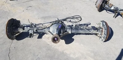 19 NISSAN TITAN XD SV 5.6L GASOLINE REAR AXLE WITH DIFFERENTIAL CARRIER 3.36 Foto 1 de 4