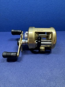 Shimano Catala 400 Round Baitcasting Reel gold ZG-P Malaysia Excellent - Picture 1 of 6
