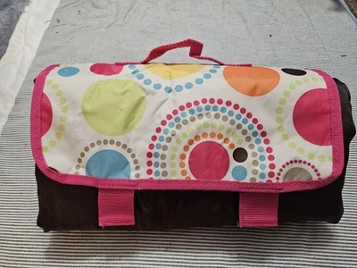 Manta enrollable Thirty-One Circle Spirales de nailon y vellón alrededor de la ciudad ¡Muy bonita! Foto 1 de 4