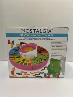 Fabricante de moldes de caramelo gomoso gigante Nostalgia para gusanos de pez oso gomoso eléctrico Foto 1 de 4