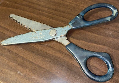 Vintage ELK Fabric Blue Marbled Bakelite Handle Pinking Shears Scissors USA - Image 1 of 4