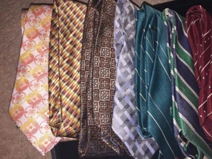 DESIGNER MENS Silk TIES Necktie 9 TIE LOT VALENTINO MASSIMO YSL SMYTHE RENZO + - Picture 1 of 11