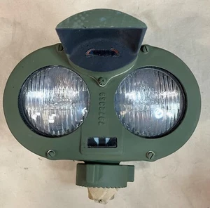 MRAP HEADLAMP ASSEMBLY Headlight Military Trucks Head Light 6220-01-422-6361 - Picture 1 of 5